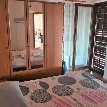 In - Istrien 42547 Apartment *